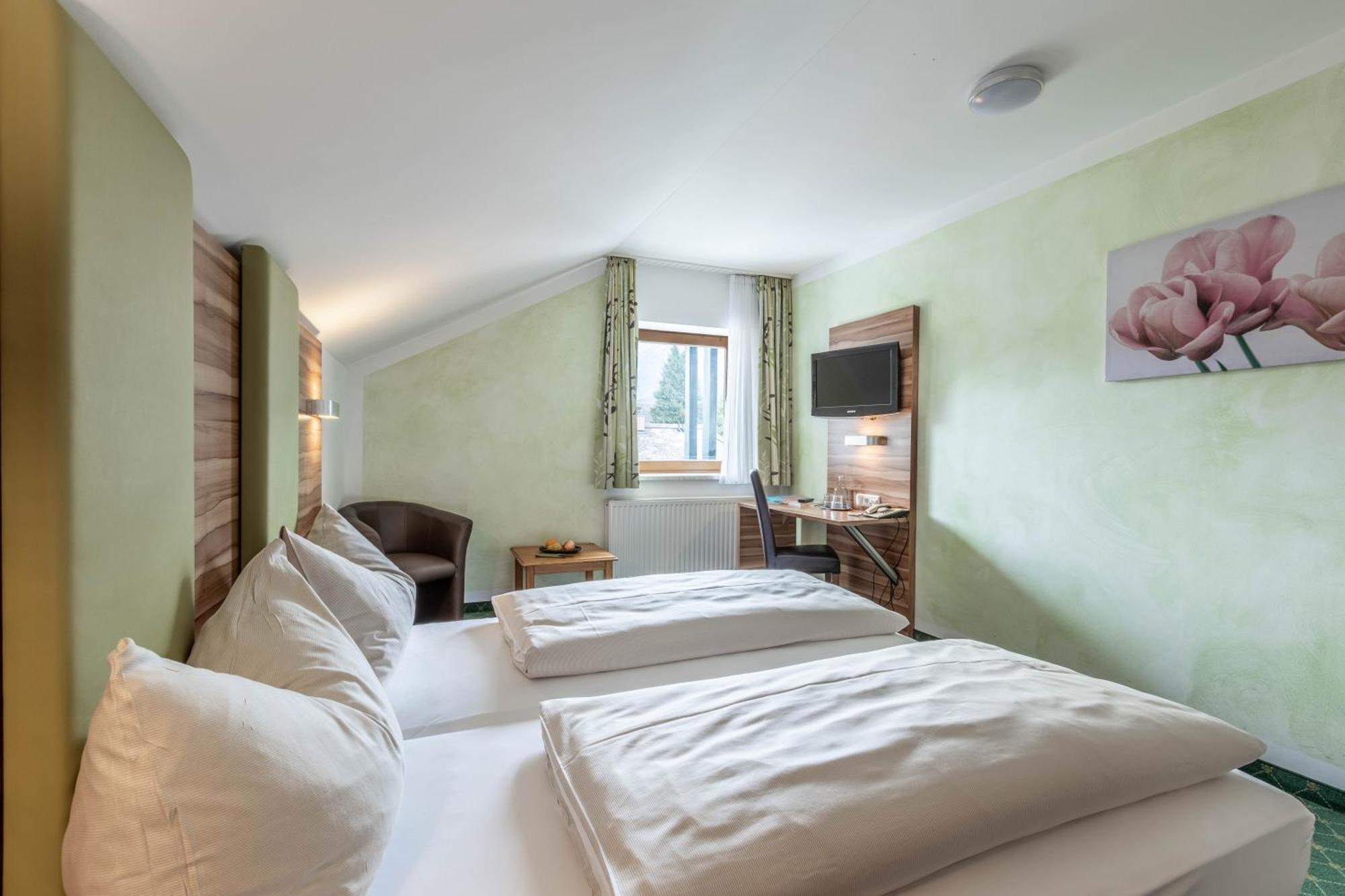 Hotel Post By Keyone Bad Mitterndorf Exterior foto
